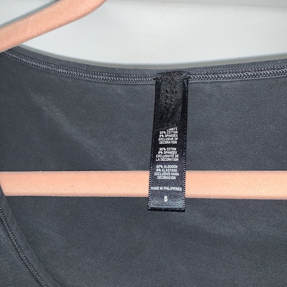 SKIMS Black Long Sleeve Tee - Picture 2 of 3